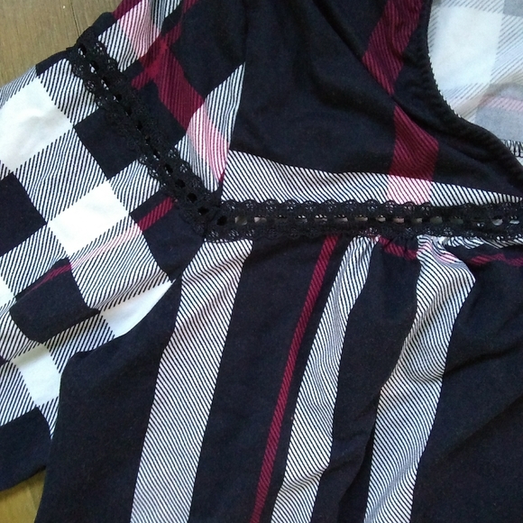 Plaid Top - Picture 3 of 3